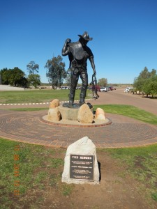 Bronze statue of "The Ringer"